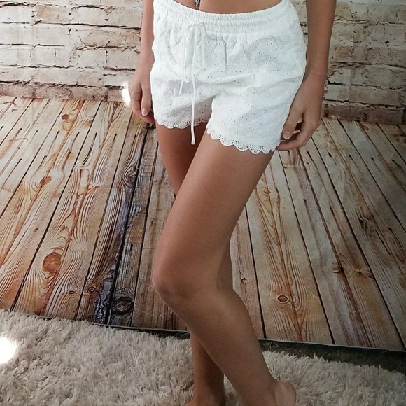 Honey Punch Pants - High wasted shorts White Lace Tie Shorts